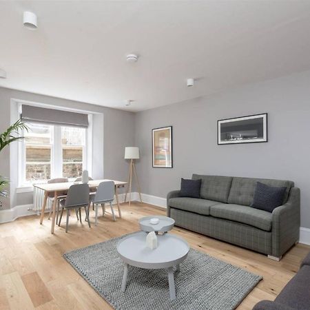 Joivy Luxurious 2Br Home Near Haymarket Station Edinburgh Exterior photo