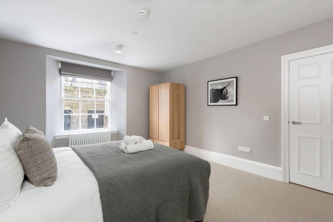 Joivy Luxurious 2Br Home Near Haymarket Station Edinburgh Exterior photo