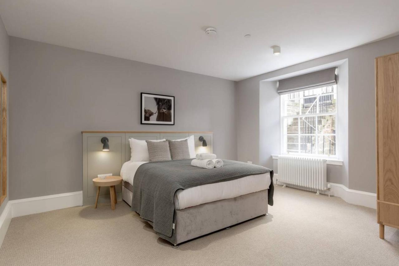Joivy Luxurious 2Br Home Near Haymarket Station Edinburgh Exterior photo